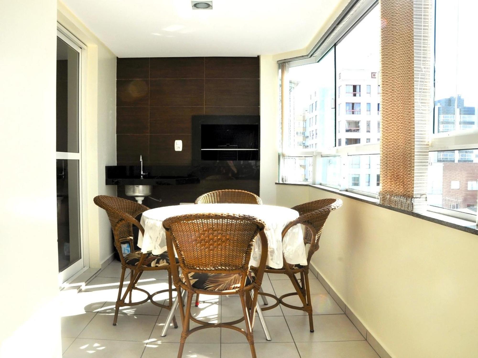 Otima Localizacao!!! Apartamento De Frente No Centro De Capão da Canoa Екстериор снимка