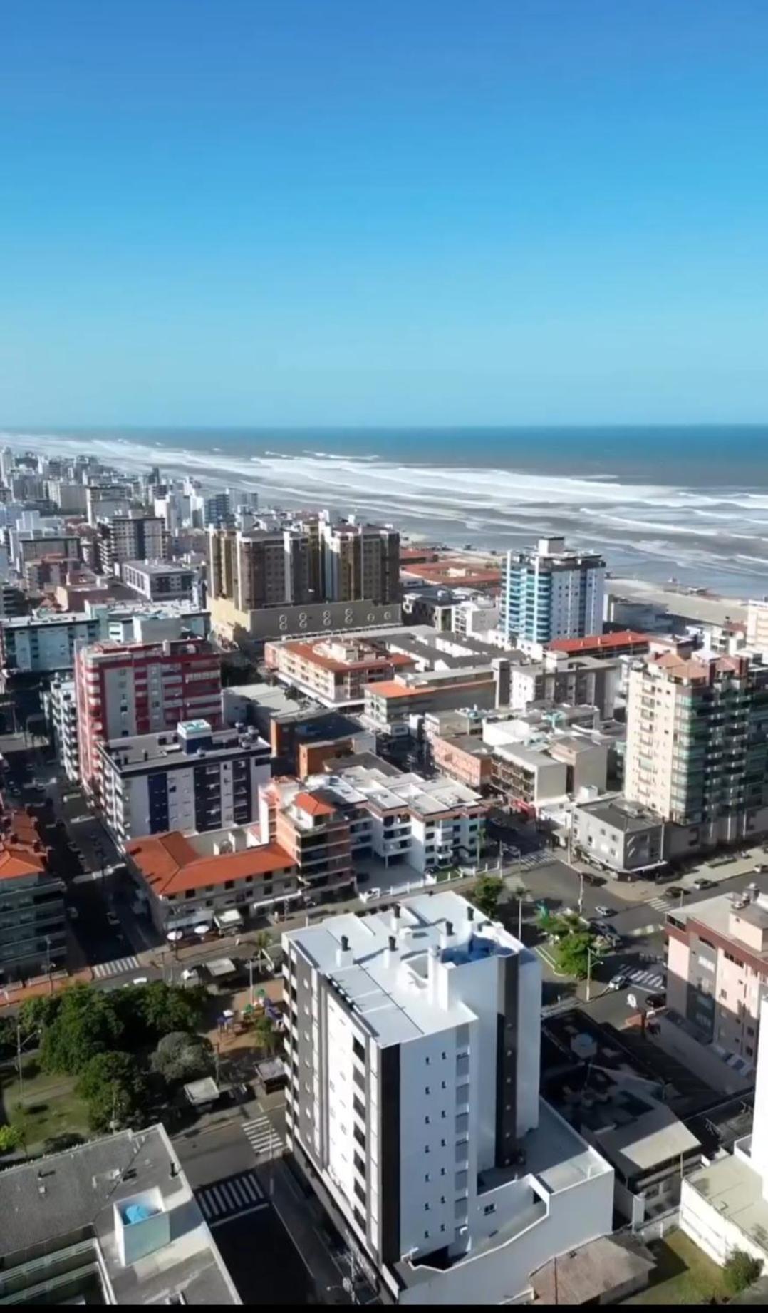 Otima Localizacao!!! Apartamento De Frente No Centro De Capão da Canoa Екстериор снимка